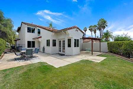 3707 Wildrose Glen Escondido, CA 92025