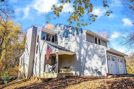 9025 Bolling Heights Lane Maceo, KY 42355