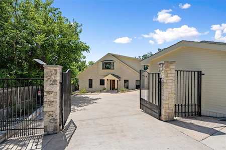 14255 Fm 2769 RD Leander, TX 78641