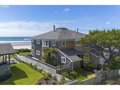 3140 Pacific AVE Cannon Beach, OR 97110