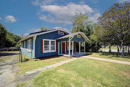 1200 E Baltimore Avenue Fort Worth, TX 76104