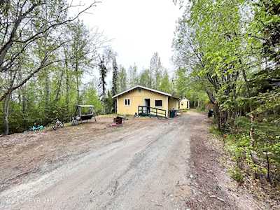 780 N Mcmillan Ct Wasilla, AK 99654