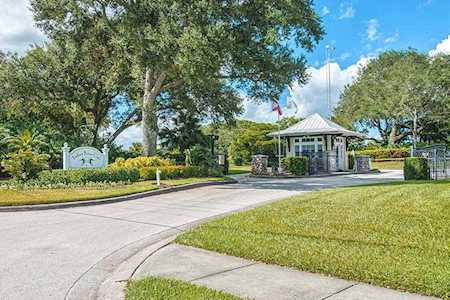 1006 SW Carolina Circle Vero Beach, FL 32962