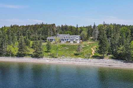 142 Ames Cove Rd Brooksville, ME 04642