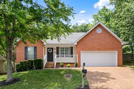 204 Woodfield Cv Nashville, TN 37211