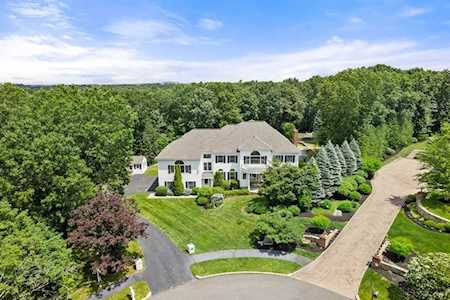 6 Jonas Stone Circle Lexington, MA 02420
