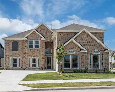 801 Violet Way Celina, TX 75009