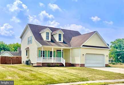 107 Burchneal Ct Felton, DE 19943
