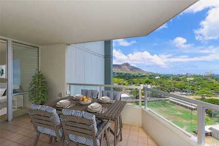 2600 Pualani Way #1504 Honolulu, HI 96815
