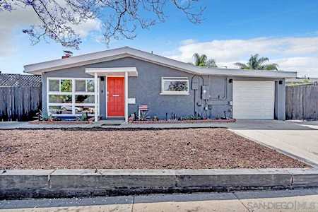 2734 Mission Village Dr San Diego, CA 92123