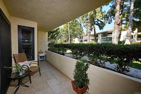 17617 Pomerado Rd #116 Rancho Bernardo (San Diego), CA 92128