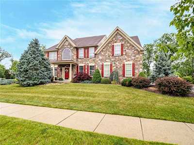 4805 Curly Horse Dr Center Valley, PA 18034