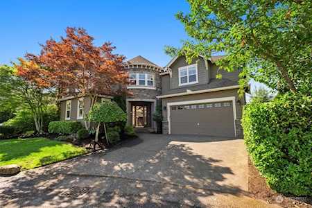 35907 SE Kaleetan Loop Snoqualmie, WA 98065
