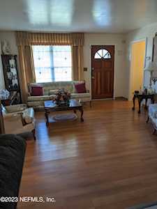 4908 Donnybrook AVE Jacksonville, FL 32208