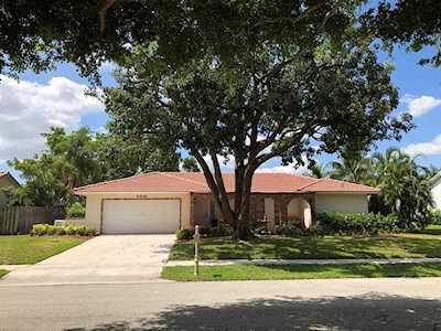 2414 NW NW Timbercreek Circle Boca Raton, FL 33431