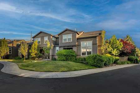 683 SW Peak View Place Bend, OR 97702