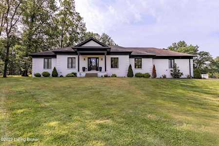 7701 Cambridge Ct Crestwood, KY 40014
