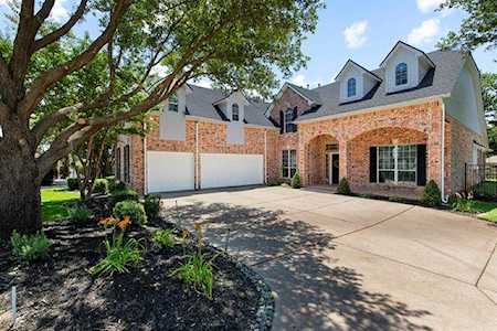 3208 Village Crest Court Flower Mound, TX 75022