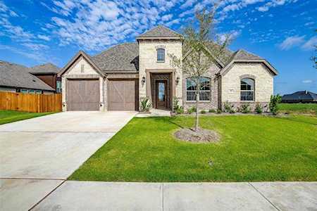 161 Perennial Way Waxahachie, TX 75165
