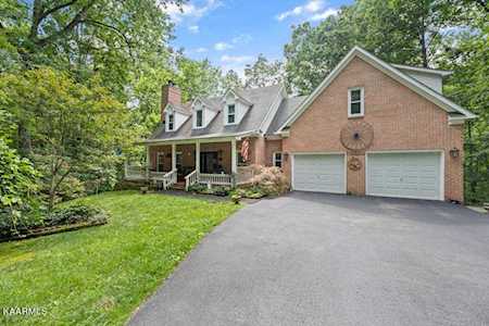110 Lakecrest Ln Oak Ridge, TN 37830