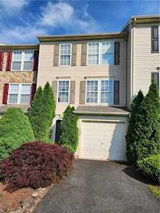 4126 Huckleberry Dr Center Valley, PA 18034