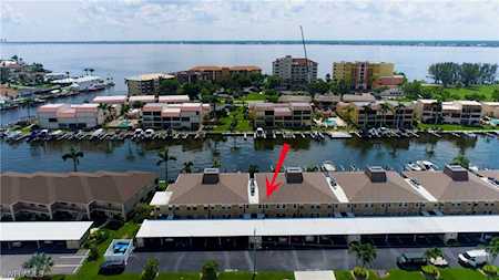 4017 SE 19th Place #203 Cape Coral, FL 33904