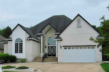 15102 Kelly Ct Shelby Twp, MI 48315