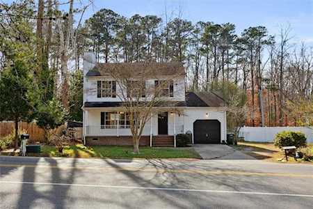 820 Goosley Rd Yorktown, VA 23690
