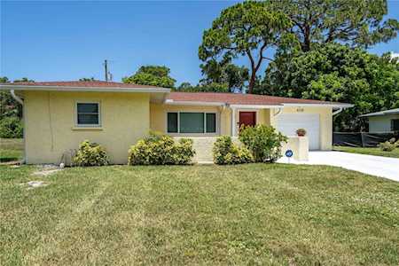 6128 Dartmouth Dr Bradenton, FL 34207