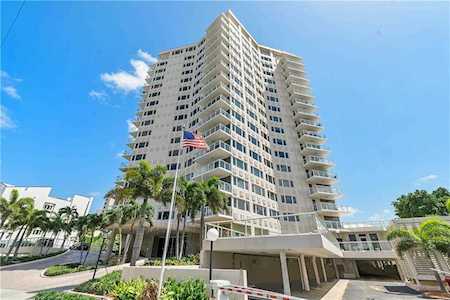 3000 Holiday Dr #806 Fort Lauderdale, FL 33316
