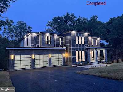 9913 Woodrow St Vienna, VA 22181