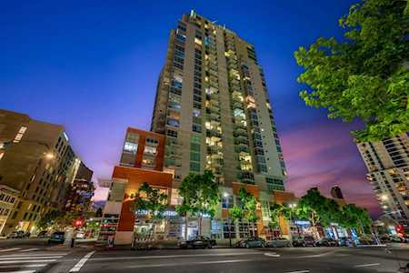 800 The Mark Ln #1007 San Diego, CA 92101