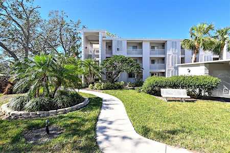 437 Cerromar Ln #312 Venice, FL 34293