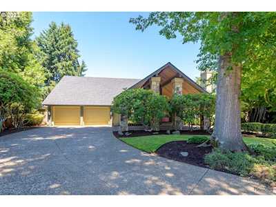755 Spyglass DR Eugene, OR 97401