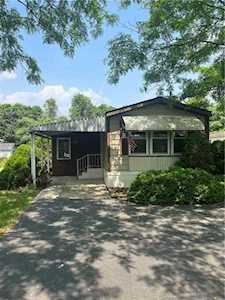 3 Revolutionary Rd Mount Bethel, PA 18343