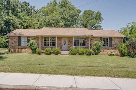 2958 Anderson Rd Nashville, TN 37217