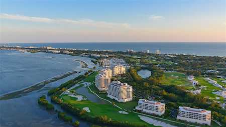 Longboat Key Club Homes & Real Estate - Longboat Key FL