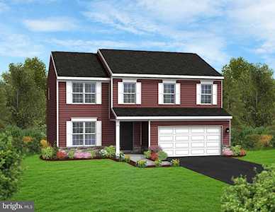 24 Long Bend Dr #23 Carlisle, PA 17015