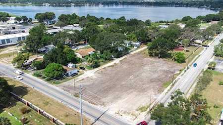 1403 7th St SW Winter Haven, FL 33880