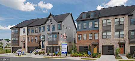 1807 Tolchester Rd Baltimore, MD 21221