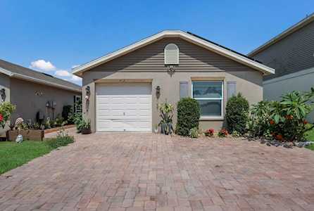 4123 11th St E Bradenton, FL 34208