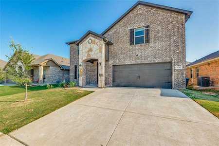 6244 Red Falcon Drive Fort Worth, TX 76179
