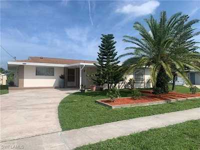 2591 Conway Blvd Port Charlotte, FL 33952