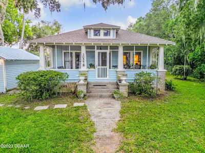 3054 Dixie Highway New Smyrna Beach, FL 32168