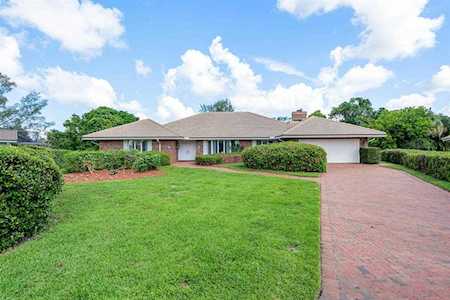 16 Marlwood Lane Palm Beach Gardens, FL 33418