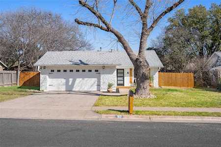 912 Cripple Creek DR Austin, TX 78758