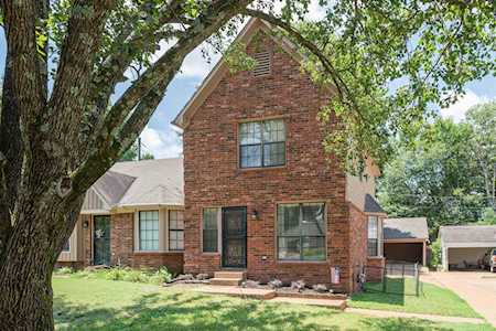 401 Taylor's Way Collierville, TN 38017