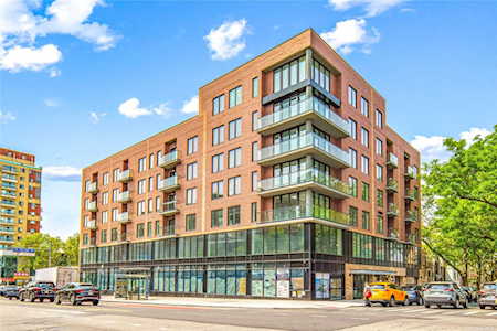 42-80 Main St #6J Flushing, NY 11355