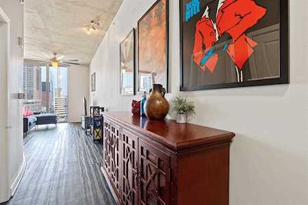 360 Nueces ST #1015 Austin, TX 78701