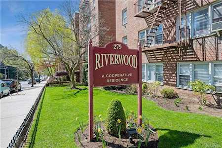 279 N Broadway #5-L Yonkers, NY 10701